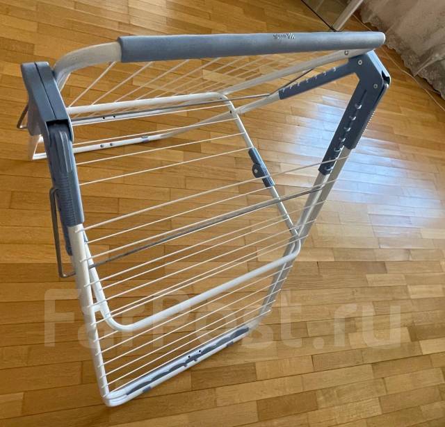 Сушилка для белья напольная, б/у, в наличии. Цена: 3 300₽ во Владивостоке