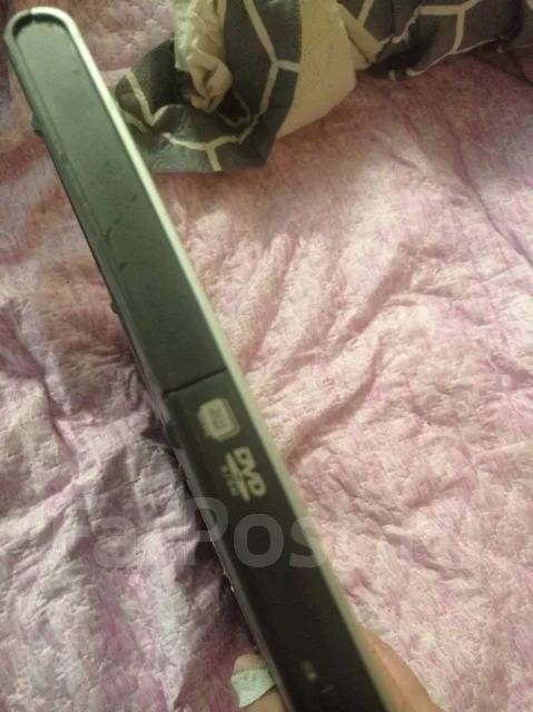 Acer Aspire. 12", 2����, ��� 1024 ��, ���� 2���, WiFi: 1, Bluetooth: 1, ����������� �� 1��. ����