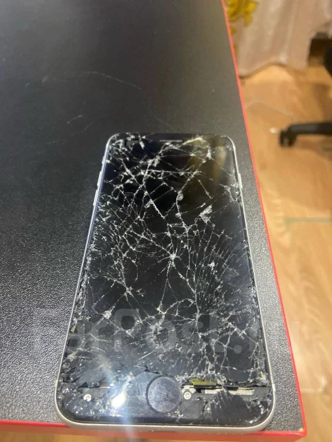 Apple iPhone SE 2020. �/�, 64 ��, �����, 4G LTE ����