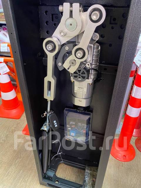 Установка монтаж шлагбаума шлагбаум от 3 х до 6 метров 60 000 Рублей во ...