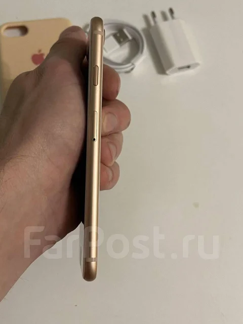 Apple iPhone 8. �/�, 64 ��, �������, 4G LTE, NFC ����