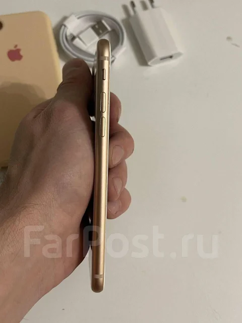 Apple iPhone 8. �/�, 64 ��, �������, 4G LTE, NFC ����
