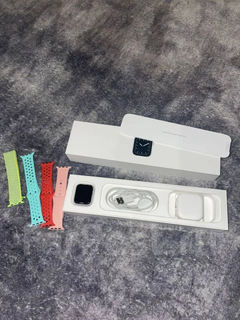 Apple Watch Series 5 ����