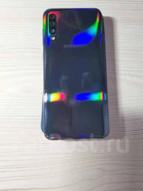 Samsung Galaxy A50. �/�, 128 ��, ������, 4G LTE, Dual-SIM, NFC ����