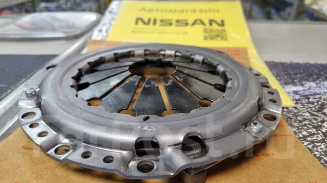 Корзина сцепления Nissan AD 90-08 / Almera 95-06