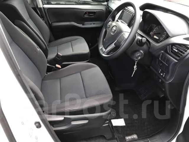 Toyota Voxy. ��������, ��������, 1.8 (152��.�.), ������, 59 000����. ��, �/�. ��� ����� �� ������������ ����