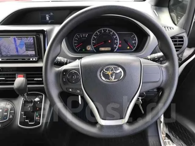 Toyota Voxy. ��������, ��������, 1.8 (152��.�.), ������, 59 000����. ��, �/�. ��� ����� �� ������������ ����