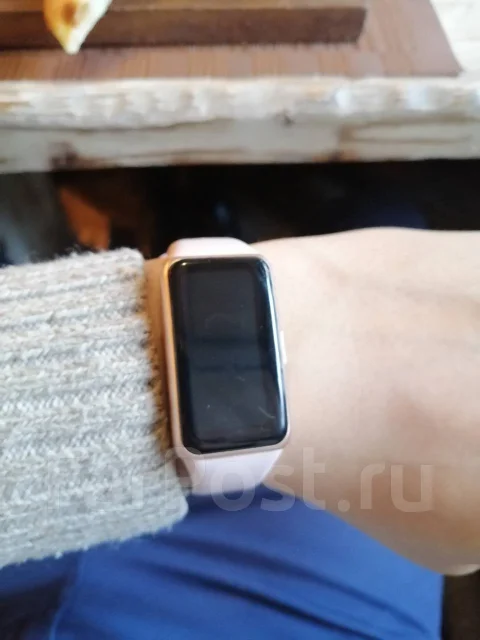 Huawei Band 6. IP68 ����