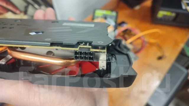 Radeon RX 580 ����