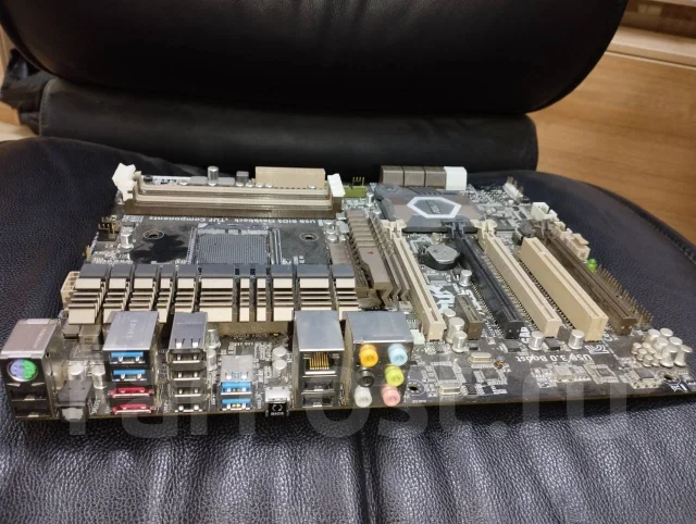 AMD 990FX ����