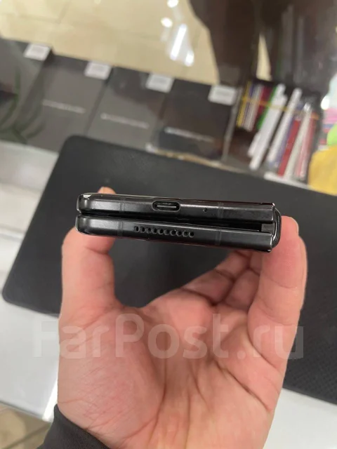 Samsung Galaxy Fold. �/�, 256 ��, �����, 5G ����
