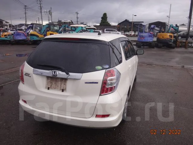 Honda Fit Shuttle. GP2, LDA ����