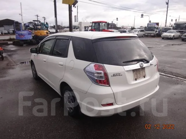 Honda Fit Shuttle. GP2, LDA ����