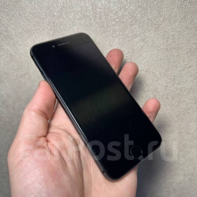 iPhone 8 256GB все работает - Смартфоны и сотовые телефоны во Владивостоке