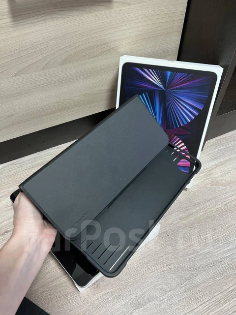 Apple iPad Pro. 11 ������, ������ 128 �� ����