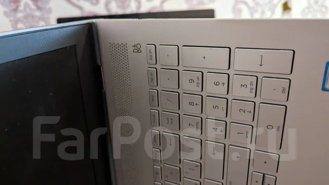 HP 15. 15.6", 3,3����, ��� 6 ��, ���� 500���, WiFi: 1, Bluetooth: 1, ����������� �� 6��. ����