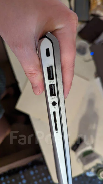 HP 15. 15.6", 3,3����, ��� 6 ��, ���� 500���, WiFi: 1, Bluetooth: 1, ����������� �� 6��. ����