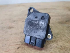 ������ ������� ������� Toyota Corolla Fielder NZE121 22204-22010 ����