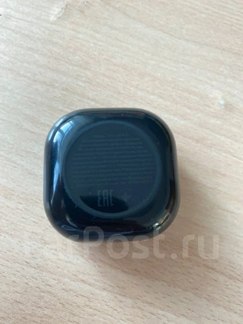 Samsung Galaxy Buds Live ����