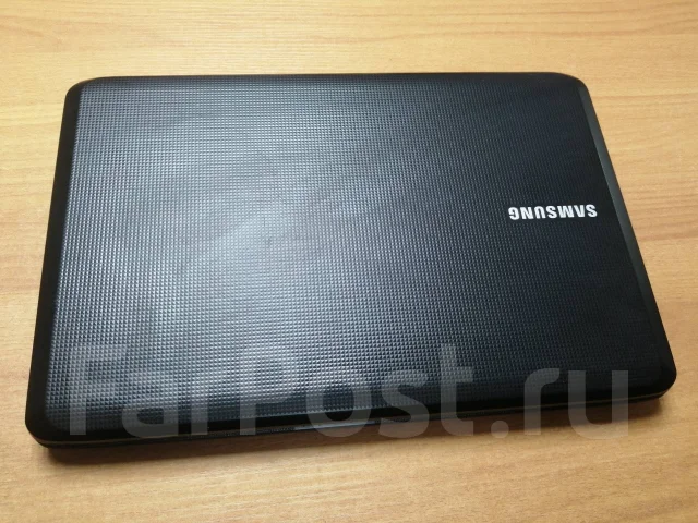 Samsung R530. 15.6", ��� 3072 ��, ���� 500���, WiFi: 1, Bluetooth: 1 ����