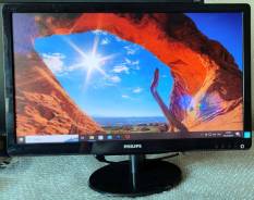Philips. 22", ���������� �� (LCD, LED, QLED) ����