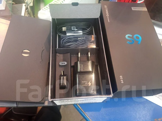 Samsung Galaxy S9. �/�, 64 ��, ������ ����