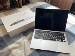 Apple MacBook Pro 13 2020. 13.3", ��� 256 �� � ������, WiFi, Bluetooth ����