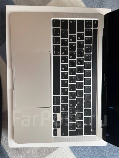 Apple MacBook Pro 13 2020. 13.3", ��� 256 �� � ������, WiFi: 1, Bluetooth: 1 ����