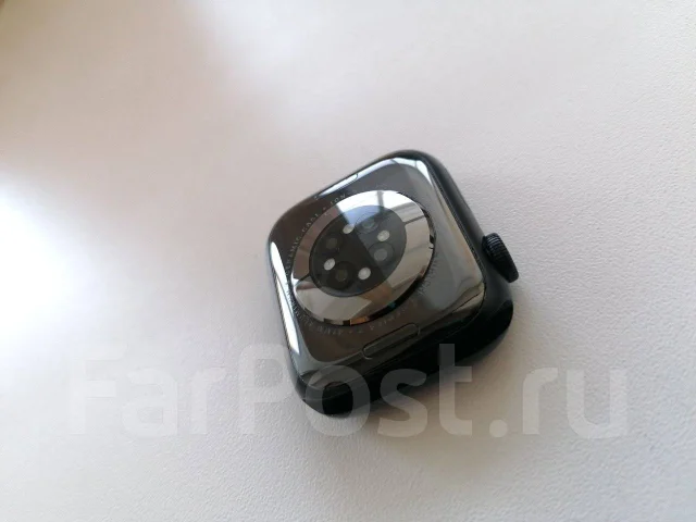 Apple Watch Series 7. IP68 ����