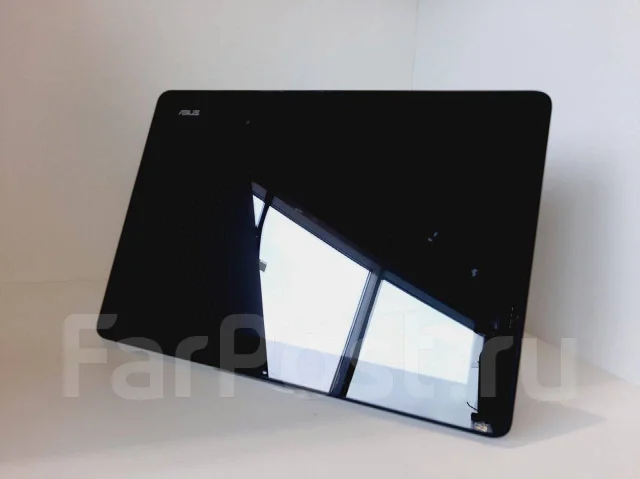 Asus MeMO Pad FHD 10 ME302KL. ������ 32 �� ����