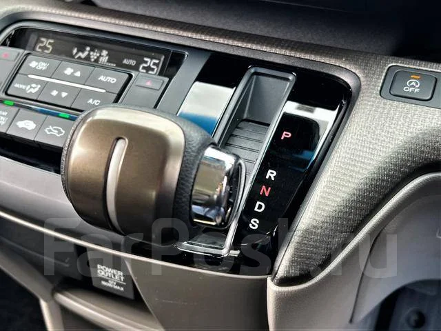 Honda Stepwgn. ��������, ��������, 1.5 (150��.�.), ������, �/�. ��� ����� �� ������������ ����