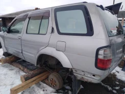 Nissan Terrano Regulus ����