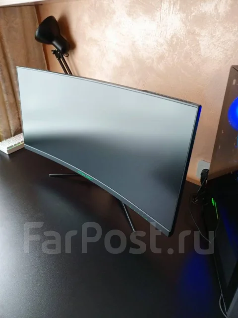Titan Army. 29.5", ���������� �� (LCD, LED, QLED) ����