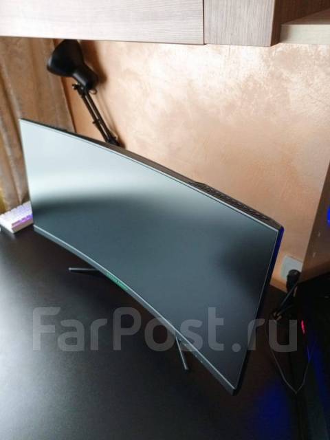 Titan Army. 29.5", ���������� �� (LCD, LED, QLED) ����