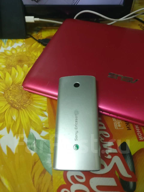 Sony Ericsson Cedar. �/�, �� 8 ��, �����������, ��������� ����