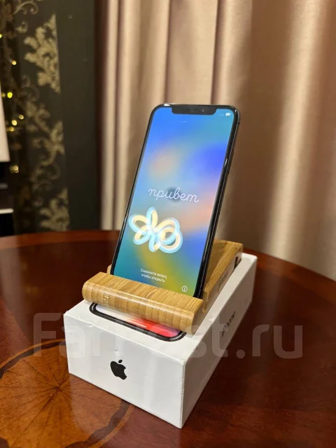 Apple iPhone X. �/�, 256 �� ����