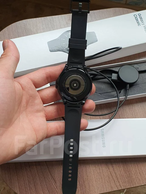 Samsung Galaxy Watch4. GPS, NFC, IP68 ����
