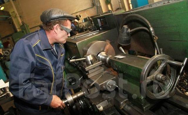 Токарь, работа в ООО \"Рустрансавто\" в Хабаровске — вакансии на ФарПосте