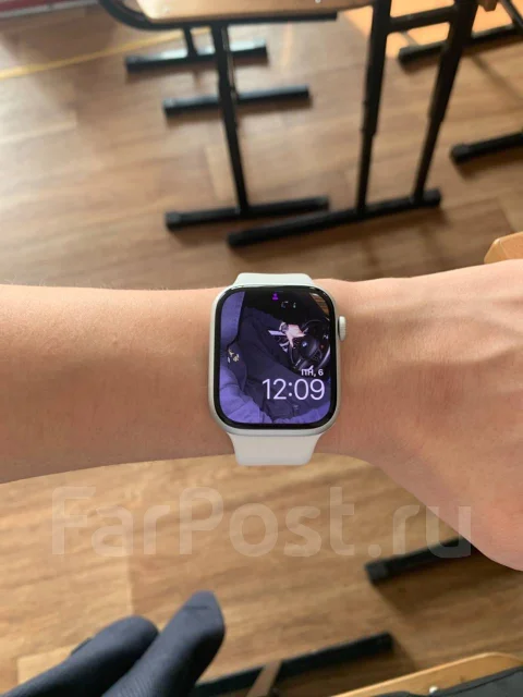 Apple Watch Series 8. GPS, NFC, SIM-�����, IP67, IP68 ����