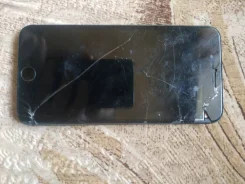 Apple iPhone 7 Plus. �/�, 32 ��, ������, 3G, 4G LTE, NFC ����