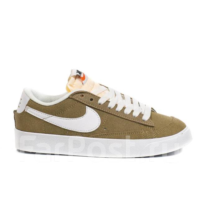 nike blazer low 39