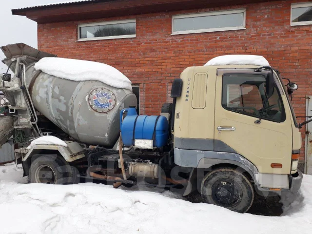 Mitsubishi Fuso Fighter ����