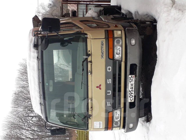 Mitsubishi Fuso Fighter ����