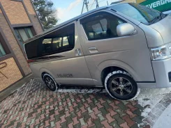 Toyota Hiace. 4wd, ������ ����