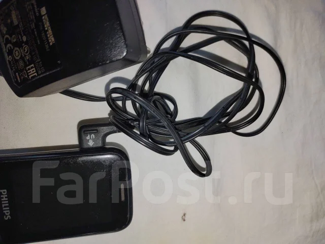 Philips Xenium E160. �/�, �� 8 ��, ������, 3G, 4G LTE, ��������� ����