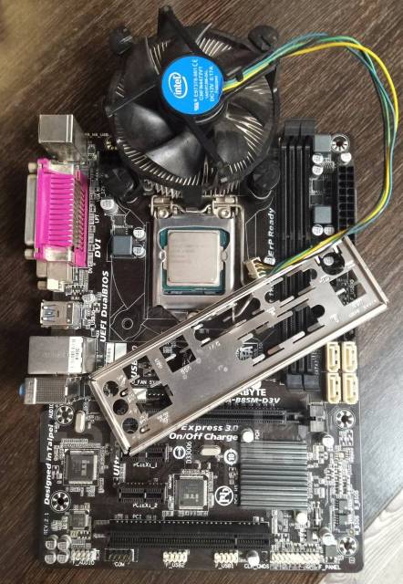 Материнская плата Gigabyte GA-B85M-D3V + Процессор Intel Core I5 4460 ...