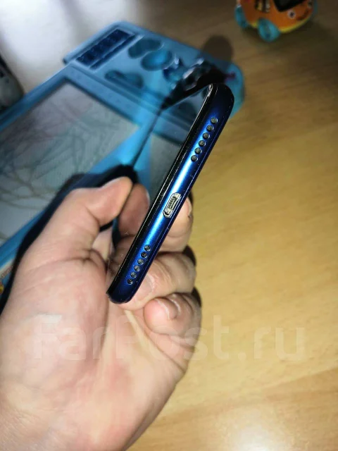 Honor 8A. �/�, 32 ��, �����, 4G LTE, Dual-SIM, NFC ����