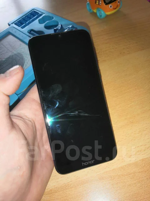 Honor 8A. �/�, 32 ��, �����, 4G LTE, Dual-SIM, NFC ����