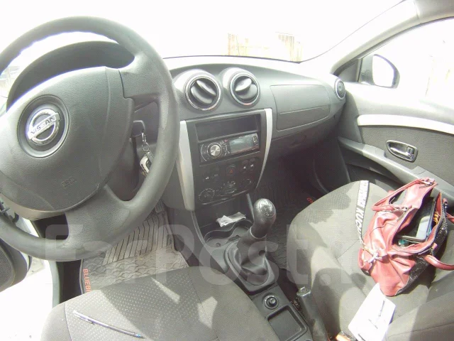 Nissan Almera. ��������, ��������, 1.6 (102��.�.), ������, 180 000����. �� ����