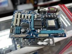 Socket AM3+ ����